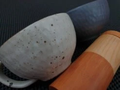 Komon Japan | Coffee Grinder & Cup Set 10 Komon Japan | Coffee Grinder & Cup Set -Profil Optik Salgsbutik 20210524 224744