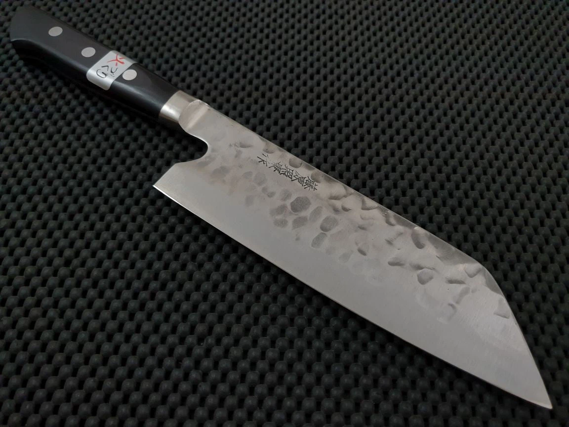 Fujiwara Maboroshi | 180 Santoku / Bunka Knife (YO) 3 Fujiwara Maboroshi | 180 Santoku / Bunka Knife (YO)
