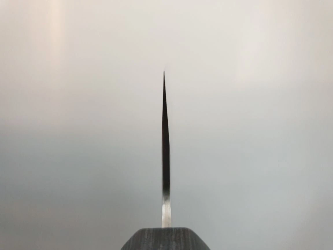 Ittetsu Damascus | 180 Santoku Knife 7 Ittetsu Damascus | 180 Santoku Knife - Billede 5