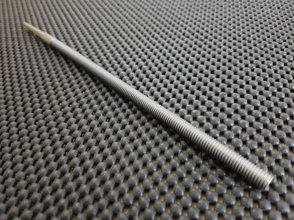 Iwasaki Japanese Rasp | 8mm Round File (Smooth Cut) 2 Iwasaki Japanese Rasp | 8mm Round File (Smooth Cut)