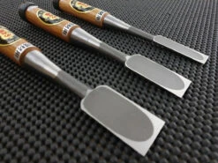 Kanetomo SFS Oire Nomi | 3 Piece Japanese Chisel Set (w/ Timber Box) -Profil Optik Salgsbutik Japanese Woodworking Chisels Sydney Australia 03