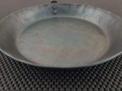 Kanatoko Japan | Hand Forged Iron Frying Pan (240mm) -Profil Optik Salgsbutik KanatokoForgedFryingPans 08