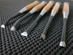 Kawasei Japanese Carving Chisels | Makoto-5 Premium Wood Carving Set (5 Pieces) 11 Kawasei Japanese Carving Chisels | Makoto-5 Premium Wood Carving Set (5 Pieces) -Profil Optik Salgsbutik Makoto Japanese Carving Chisels Australia 05