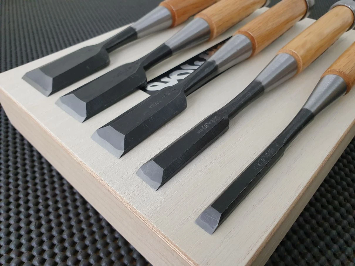 Kanetomo Shirogami Oire Nomi | 5 Piece Japanese Chisel Set 4 Kanetomo Shirogami Oire Nomi | 5 Piece Japanese Chisel Set - Billede 2