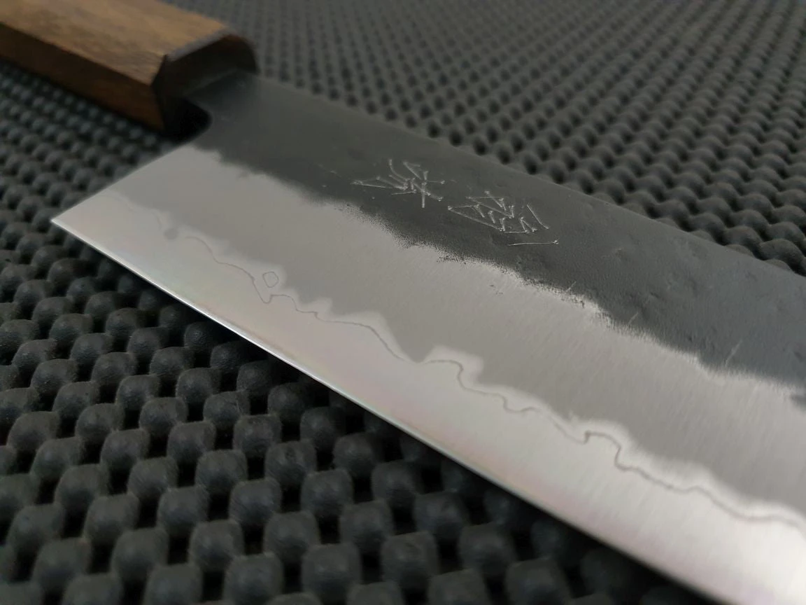 OUL Nashiji | 240 Gyuto Knife (Black Oak) 8 OUL Nashiji | 240 Gyuto Knife (Black Oak) - Billede 6