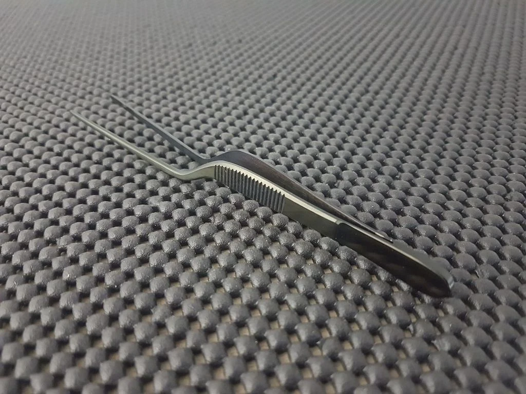 Kazuki Culinary & Plating Tweezers (Stainless Steel) | 140mm Offset 7 Kazuki Culinary & Plating Tweezers (Stainless Steel) | 140mm Offset - Billede 5