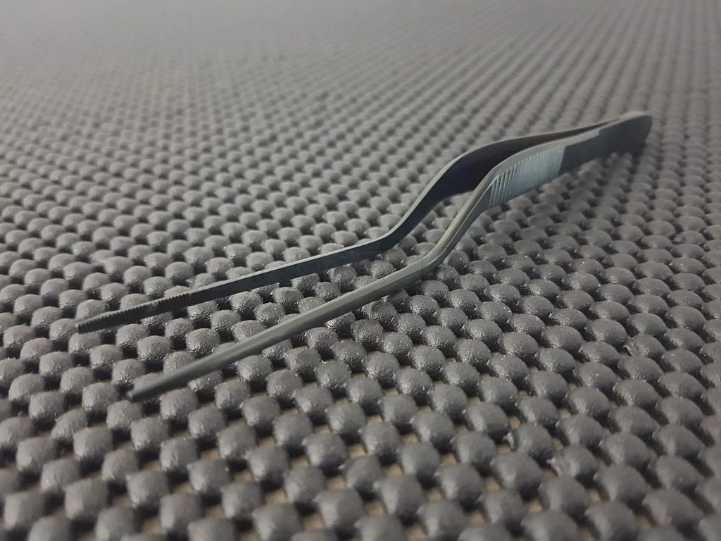 Kazuki Culinary & Plating Tweezers (Stainless Steel) | 140mm Offset 8 Kazuki Culinary & Plating Tweezers (Stainless Steel) | 140mm Offset - Billede 6