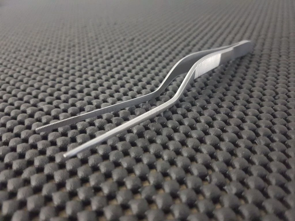 Kazuki Culinary & Plating Tweezers (Stainless Steel) | 140mm Offset 5 Kazuki Culinary & Plating Tweezers (Stainless Steel) | 140mm Offset - Billede 3