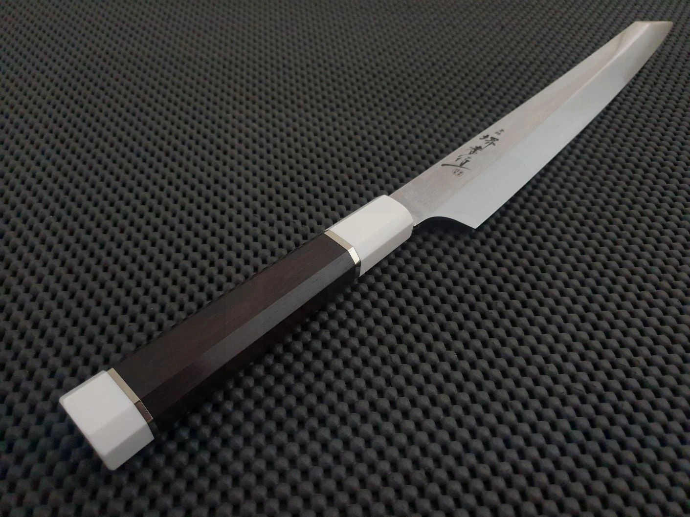 Sakai Takayuki Ginryu | 300mm Honyaki Kengata Yanagiba Knife 5 Sakai Takayuki Ginryu | 300mm Honyaki Kengata Yanagiba Knife - Billede 3