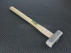 Traditional Japanese Hammer | Square Gennou - 225 & 570g -Profil Optik Salgsbutik Traditional Japanese Hammer Gennou Genno Japanese Tools Knives Australia Square 225 1