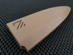 Saya (Knife Sheath) By Zuki Woodworks | 150, 165 & 180 Deba (Ho Wood) 8 Saya (Knife Sheath) By Zuki Woodworks | 150, 165 & 180 Deba (Ho Wood) -Profil Optik Salgsbutik ZukiWoodworksJapaneseKnifeSaya 06